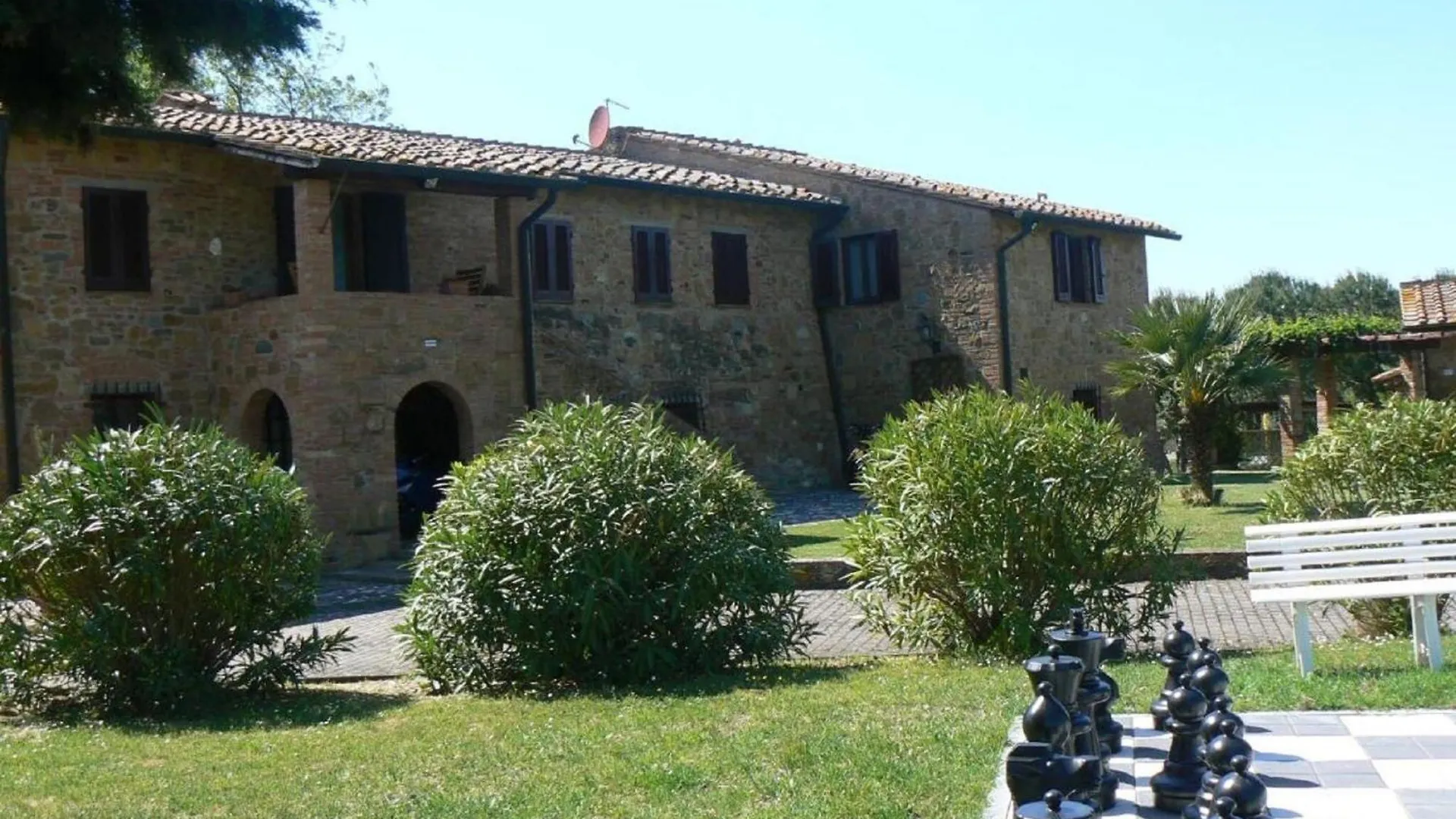 Panoramic Renovated Barn With Terrace And Pool Lejlighed Montaione Italien