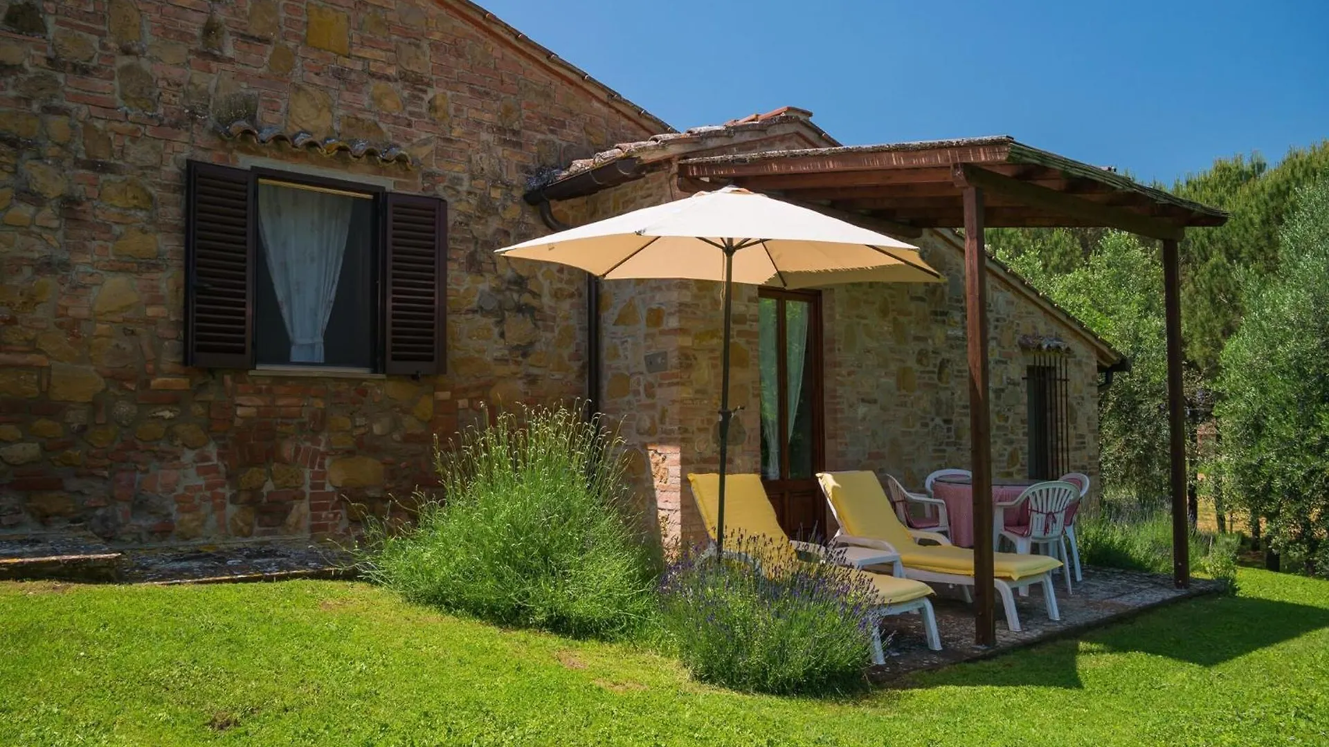Panoramic Renovated Barn With Terrace And Pool Lejlighed Montaione 0*,