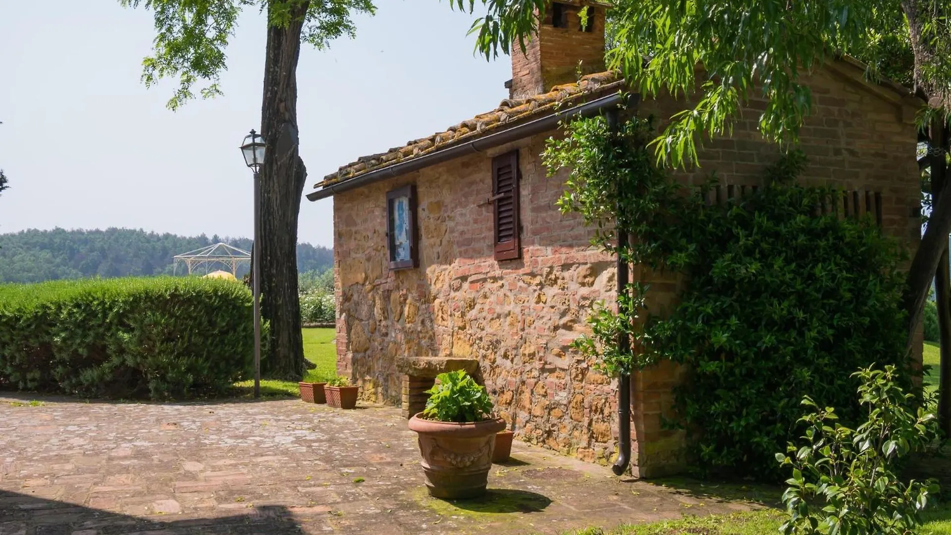 Panoramic Renovated Barn With Terrace And Pool Lejlighed Montaione Italien