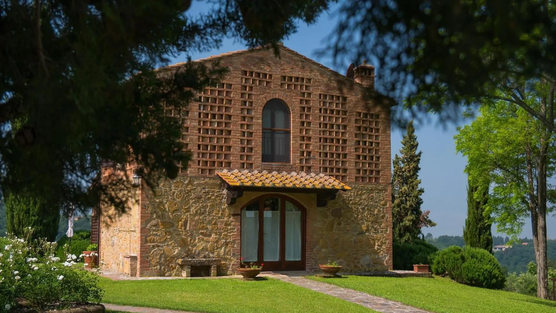 Panoramic Renovated Barn With Terrace And Pool Lejlighed Montaione 0*,  Italien